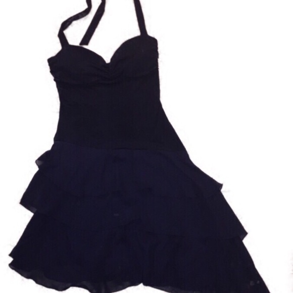 XOXO Dresses & Skirts - XOXO little black dress size M